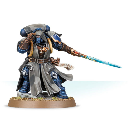 Space Marines: Primaris Librarian in Phobos Armor